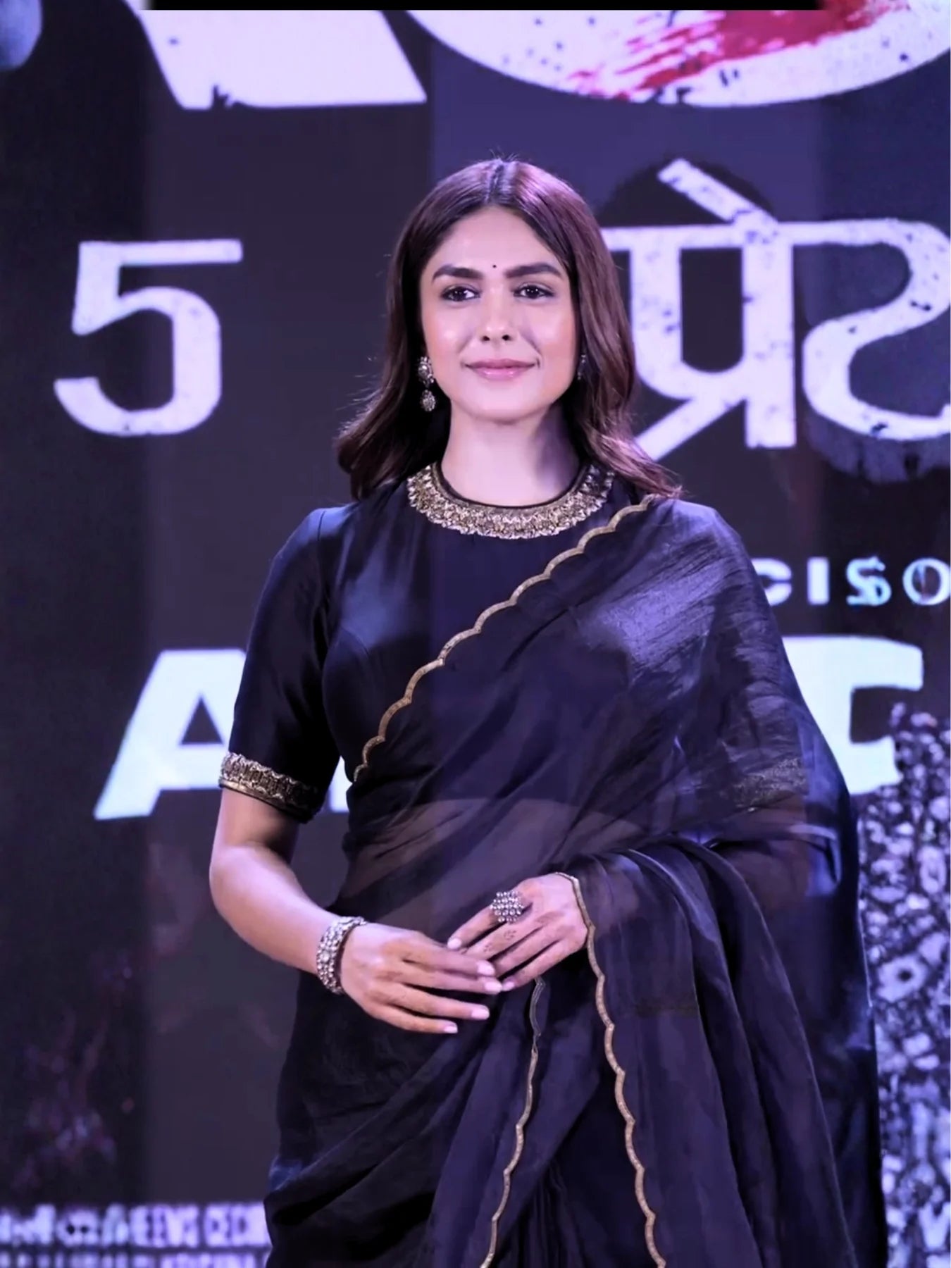 Munati Crafted Hend Work Saree