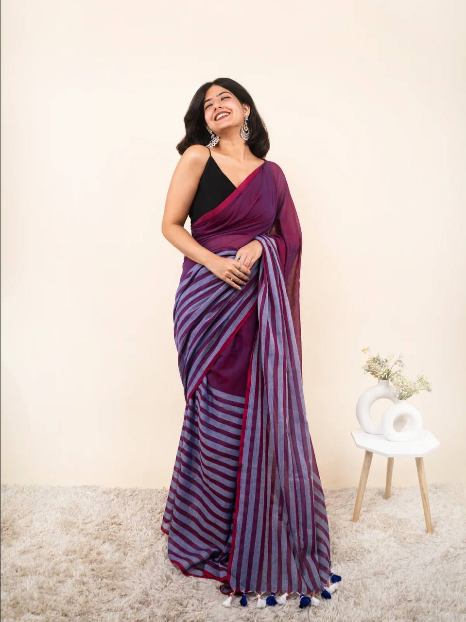 Premium Linen With Beautiful And Elegance Contrast Colour Border Digital Printed Saree