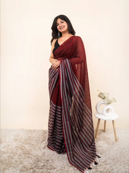 Premium Linen With Beautiful And Elegance Contrast Colour Border Digital Printed Saree