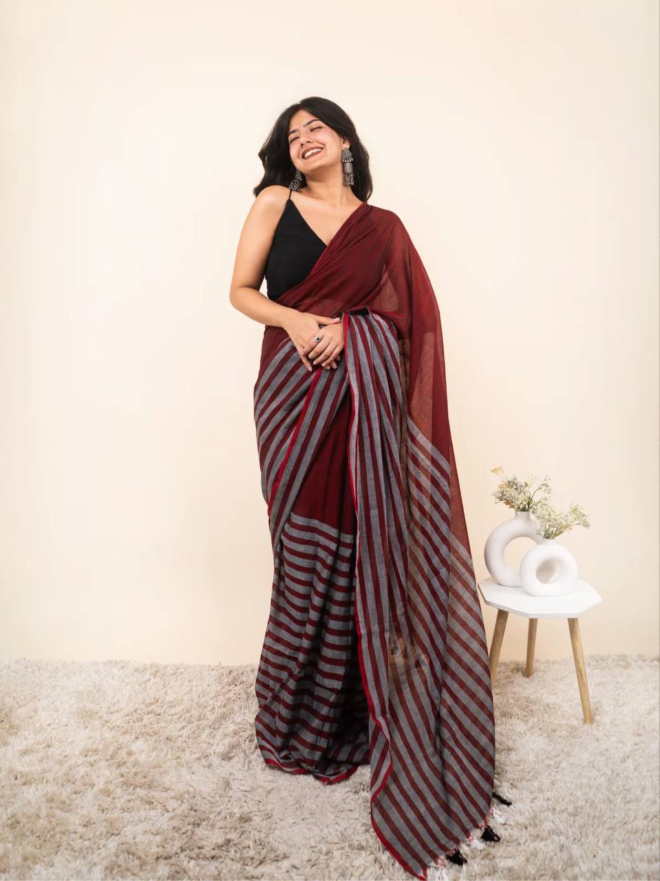 Premium Linen With Beautiful And Elegance Contrast Colour Border Digital Printed Saree