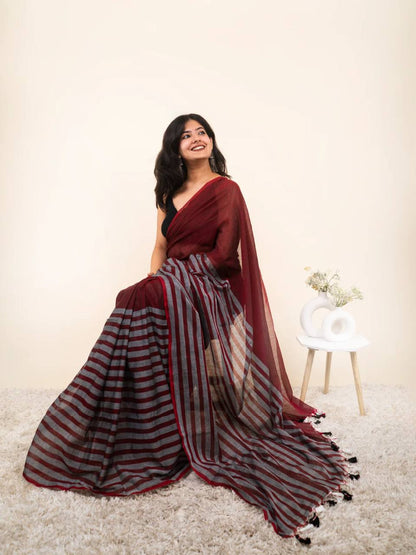 Premium Linen With Beautiful And Elegance Contrast Colour Border Digital Printed Saree