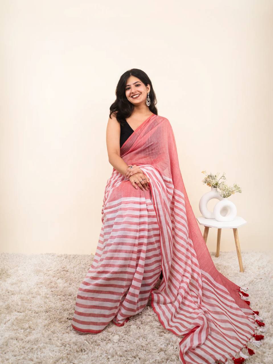Premium Linen With Beautiful And Elegance Contrast Colour Border Digital Printed Saree